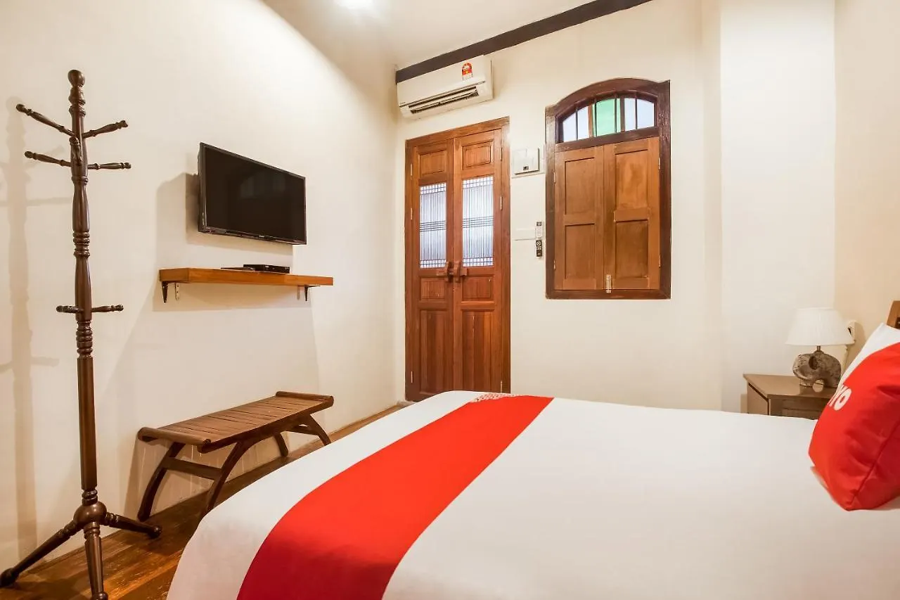 Oyo 89481 Rg Heritage Boutique George Town